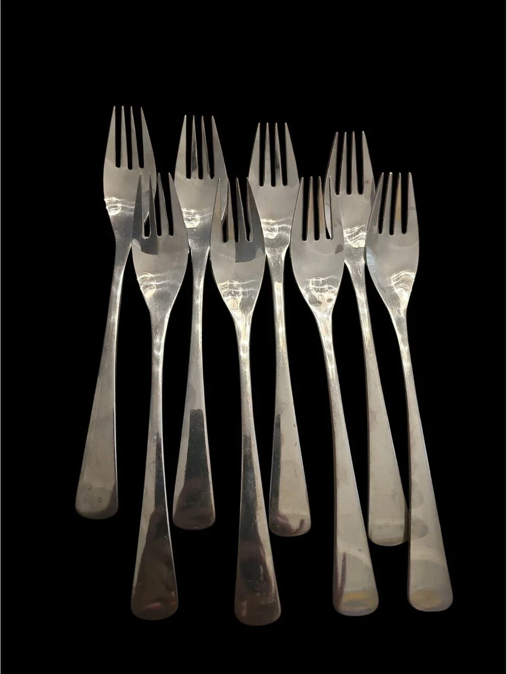 VINTAGE ROGERS STAINLESS STEEL KOREA DINNER FORKS SET OF 8